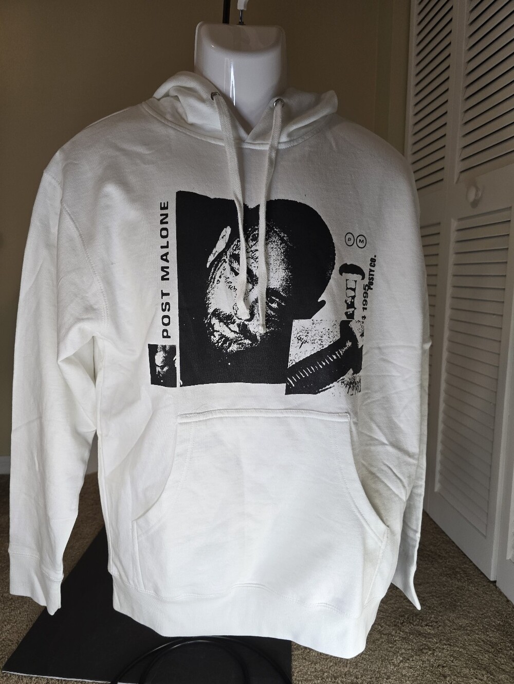 Post Malone POSTY.CO White Black Hoodie Sweatshirt Pullover 2020 size Medium